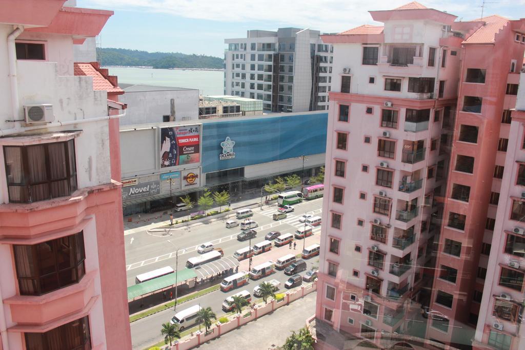 Marina Court Kk City Homestay Kota Kinabalu Zewnętrze zdjęcie